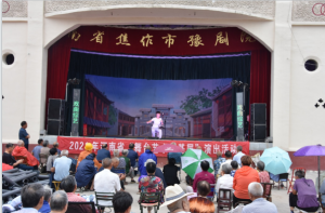河南省“舞臺藝術送基層”演出現(xiàn)場